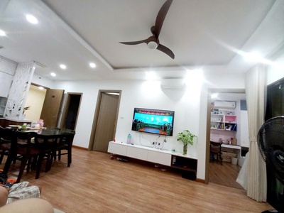 Chính chủ cho thuê căn hộ 2 ngủ Full nội thất cao cấp tại Hà Đông. Giá 12tr 8