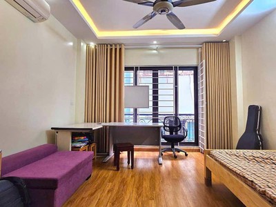 Bán gấp nhà riêng , dân cư đông đúc , kinh doanh đỉnh, thang máy 56m2 x 6t x 4mt tại võ thị sáu , 4