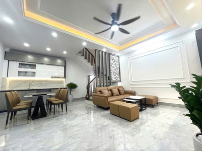 Bán nhà khương đình - 5 tầng ở ngay - tặng full nội thất giá chỉ: 7.8 tỷ - 55m sử dụng - sđcc 0