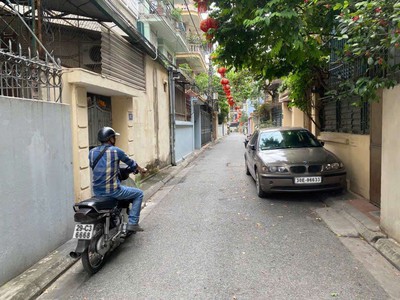 Bán nhà bồ đề long biên vị trí trung tâm lô góc ngõ oto tránh rộng 96m, mặt tiền: 7m 17 tỷ 0