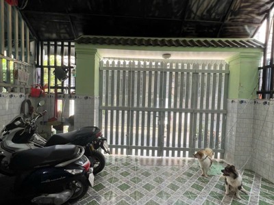 Bán nhà 80m2, 3pn, 3wc, q.9, 6.8 tỷ, sổ hồng 4