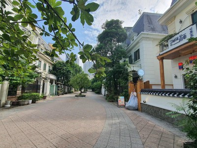Biệt thự 4 tầng sân vườn khu đô thị mỹ đình sông đà sudico, dt 200m2, giá chỉ 31 tỷ, quá rẻ 1