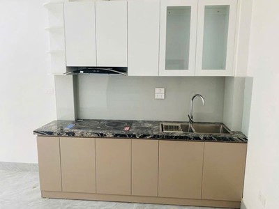 Nhà mới 6 tầng - đất nở hậu   oto 4c vào nhà thạch bàn-long biên  36m2,mặtt tiền 4.8m, 6.9 tỷ. 2