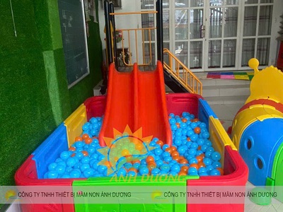 Quây banh nhựa cho bé, nhà banh nhựa trẻ em hàng nhập khẩu 1