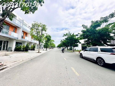 Vcn phước long 2- lô góc 90m2 - lô duy nhất tại tt có dt nhỏ - giá tốt- vừa tài chính. 3