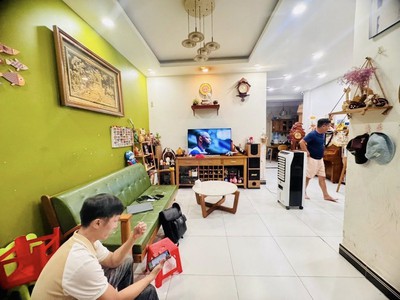 Mặt tiền  kd gò dầu - gần aeon mall 76m ngang 5.6 nở hậu chỉ 7.x tỷ 1