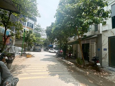Bán đất khu vip tây nam linh đàm,vỉa hè,oto tránh,kinh doanh đỉnh, 60m2,18 tỷ sinh lời từng ngày 0