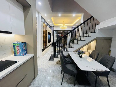 Bán nhà đẹp bùi xương trạch 4 tầng, full nội thất, gần phố giá 9,3 tỷ 1