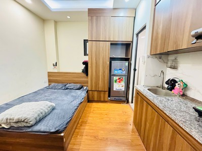 Siêu tòa nhà chdv 76 phòng võ chí công 176m 9t, mt 8m, ô tô, 72 tỷ 2