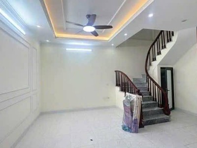 Nhà 5 tầng ngọc thụy long biên   10m ra ô tô   gần trường việt pháp   sổ vuông   chỉ 6.5 tỷ 4