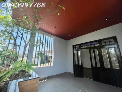 Nhà đẹp 3 tầng ốp gỗ - hướng tây bắc- khuê trung - cẩm lệ - đà nẵng giá 7,5 tỷ 1
