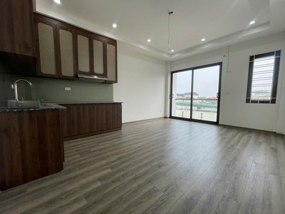 Bán nhà mởi luôn phố  kim quan-long biên  40 m2,x  6 tầng, mặt tiền  4m, 7.6 tỷ. 1