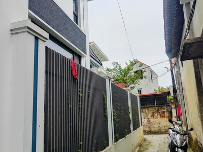 Bán đất thú y,đức thượng ,56m2 ,mặt tiền 5,4m ,ô tô đỗ cổng,gần ql32 1