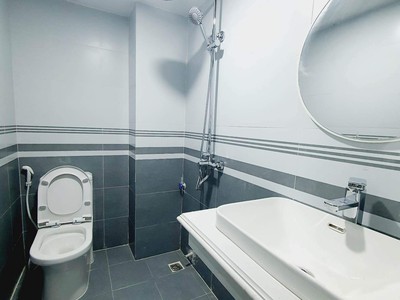 Siêu phẩm ccmn tây tựu 55m2x7t,thang máy, ô tô tránh,14 pkk,60 triệu/tháng,10 tỷ 1