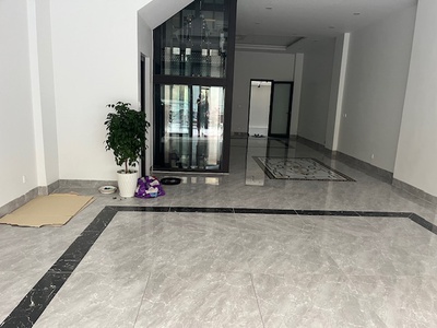 Cho thuê tầng 1   tầng 2 căn liền kề thuộc phố đi bộ canaby   khu rue de charm- ngõ 214 nguyễn xiển. 2