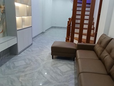 Nhà mới lô góc - ô tô vào nhà - kinh doanh - sát sân chơi để cả chục xe ô tô - cạnh hồ điều hoà, 0