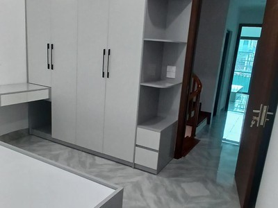 Nhà mới lô góc - ô tô vào nhà - kinh doanh - sát sân chơi để cả chục xe ô tô - cạnh hồ điều hoà, 2