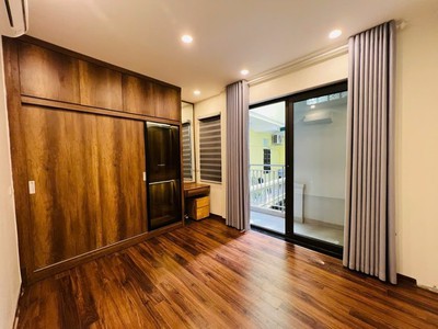 Bán nhà 4 tầng, 35m2,  khâm thiên - đống đa - giá 6 tỷ hơn- sổ đỏ chính chủ 1