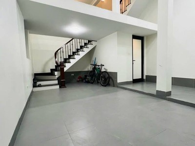 Bán nhà 4 tầng, 35m2,  khâm thiên - đống đa - giá 6 tỷ hơn- sổ đỏ chính chủ 2