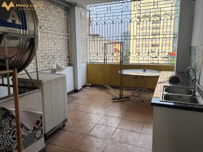 Cho thuê nhà ngõ 2 phố Hoàng Sâm, Diện tích 45m2 x 5 tầng đường rộng để ô tô, xe máy 7