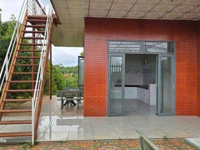 Cả nhà em sang mỹ định cư nên cần bán gấp vườn sầu riêng hiện có 300 cây và nhà trên đất đã có điện 3