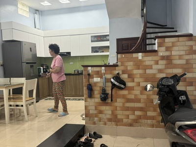 Kim quan - thang máy - full nội thất - ngõ 3 gác thông - giá rẻ đầu tư - 30m ra ô tô tránh 0