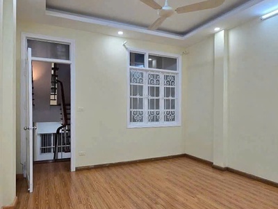 Cho thuê căn nhà 5 tầng mới xây ngõ 106 đường Hoàng Quốc Việt, Nghĩa Đô, Cầu Giấy 2
