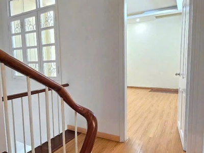 Cho thuê căn nhà 5 tầng mới xây ngõ 106 đường Hoàng Quốc Việt, Nghĩa Đô, Cầu Giấy 4
