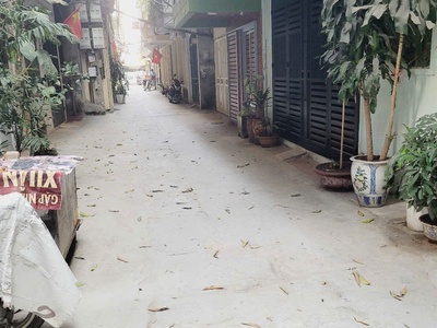 Bán nhà ngõ 135 núi trúc   trung tâm ba đình 0