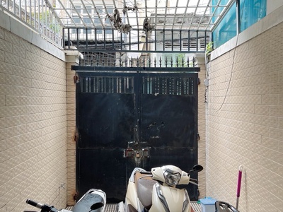Bán nhà mặt phố xóm chiêu - xe hơi đổ cửa- gần chợ gần trường thông ra tôn thất thuyết và nguyễn 4