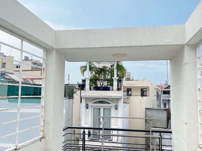 Bán nhà mặt phố xóm chiêu - xe hơi đổ cửa- gần chợ gần trường thông ra tôn thất thuyết và nguyễn 3