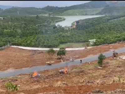 650 triệu - hơn 1 sào đất view hồ lộc đức - view hồ siêu đẹp 0