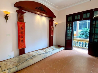 Cho thuê căn hộ 2 ngủ tại vĩnh phúc hoàng hoa thám ba đình. 2