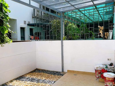 Cho thuê biệt thự liền kề gamuda gardens, 120m2, mặt tiền 5.5m, 3 tầng, 5 phòng ngủ, full nội thất 4