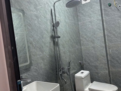 Nhà mới ở luôn phúc lợi-long biên 30 m2,x  5 tầng, mặtt iền 4.5m, 4.8 tỷ. 4