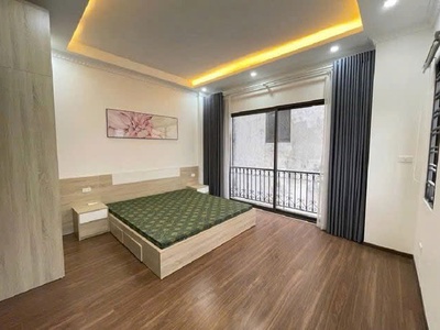 Nhà mới ô tô đôc cửa nội thất nhập ngọc lâm-long biên  36m2,x  5 tầng,8 tỷ. 3