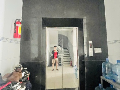Bán gấp chdv phạm quý thíchtân quý gần chợ tân hương 140m2 6 tầng thang máy nhunhr 12tỷ 2