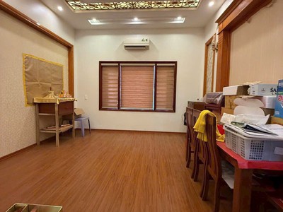 Bán nhà 4 tầng mặt phố gần đường Trường Chinh, ph Tân Bình, TP HD, 67.5m2, mt 4.5, 4 ngủ 1