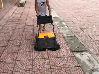 Xe quét rác đẩy tay Clepro CW-800/02 giá tốt nhất năm 2025 4
