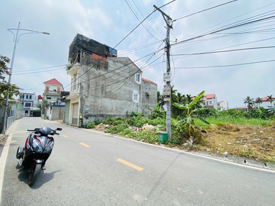  102m2, Mặt đường Thôn Lâm Động, Cách trục 203 chỉ 30m, Ngang 5m, Giá chỉ 3,xx tỷ 1