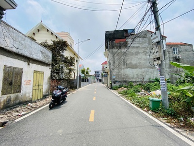  102m2, Mặt đường Thôn Lâm Động, Cách trục 203 chỉ 30m, Ngang 5m, Giá chỉ 3,xx tỷ 2