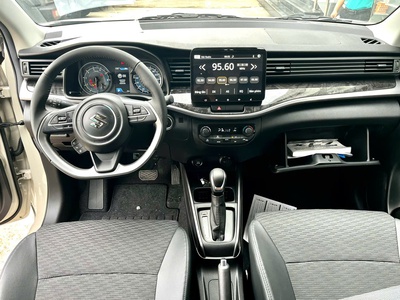Suzuki XL7 Hybrid   Mạnh mẽ, tiết kiệm, đậm chất SUV 4