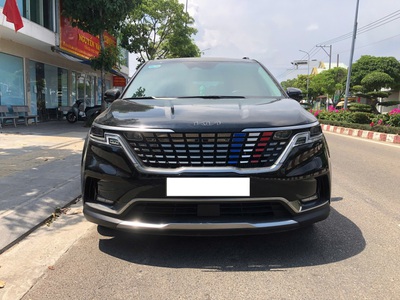 Bán xe Kia Carnival 2.2D Signature 2023, máy dầu, màu đen. 0