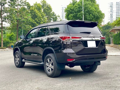 Bán xe Toyota Fortuner 2.7V 4x2 AT 2020, màu nâu. 3