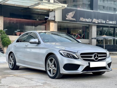 Bán xe Mercedes C300 AMG 2016, màu bạc. 1