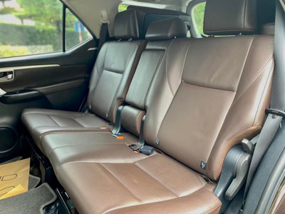Bán xe Toyota Fortuner 2.7V 4x2 AT 2020, màu nâu. 10