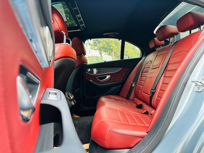 Bán xe Mercedes C300 AMG 2016, màu bạc. 7