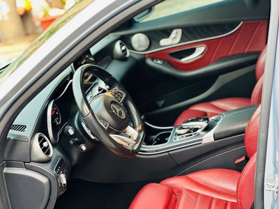 Bán xe Mercedes C300 AMG 2016, màu bạc. 9