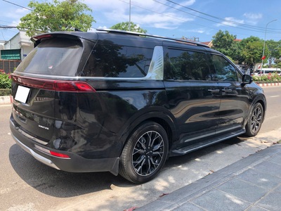 Bán xe Kia Carnival 2.2D Signature 2023, máy dầu, màu đen. 7