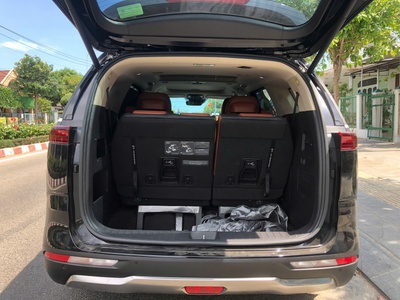 Bán xe Kia Carnival 2.2D Signature 2023, máy dầu, màu đen. 15